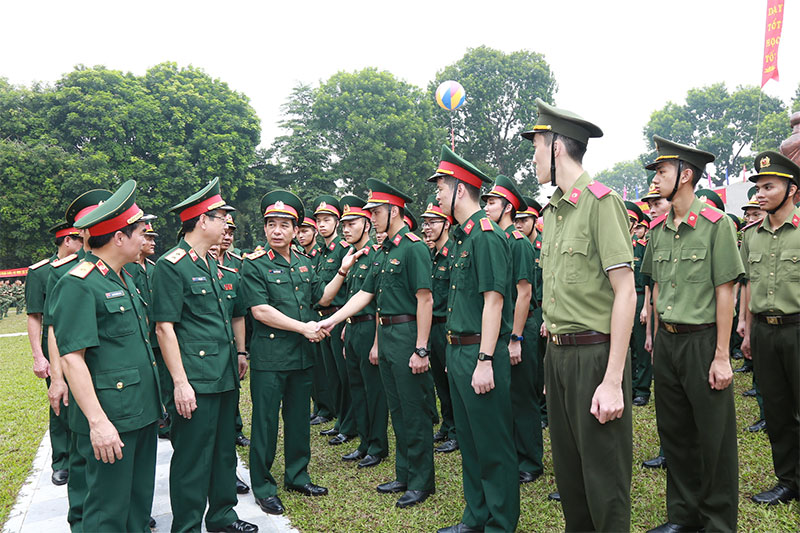 Tập trung xây dựng đội ngũ nhà giáo trí tuệ, chính quy, mẫu mực phục vụ đổi mới công tác giáo dục, đào tạo

